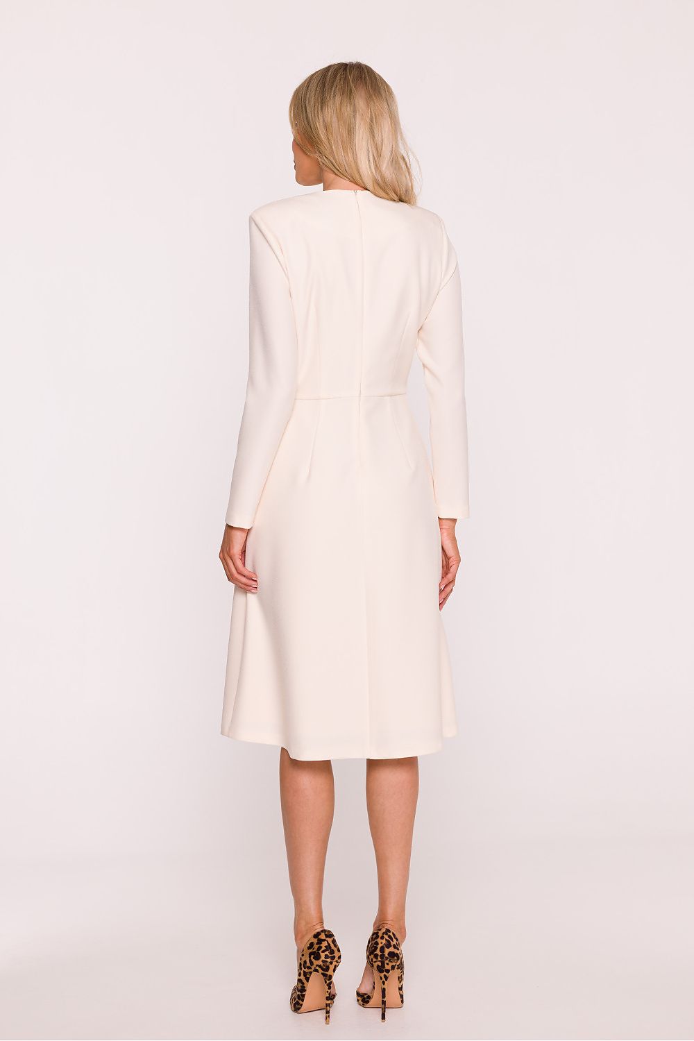 Vestido Stylove beige 217281 - vista de producto 3 en Secretelles